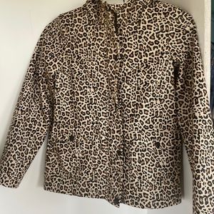 Girls rain coat, Size M 7-8 Leopard print